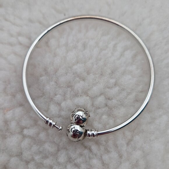 Genuine Pandora Moments Sterling Silver Bangle Bracelet - Picture 7 of 7